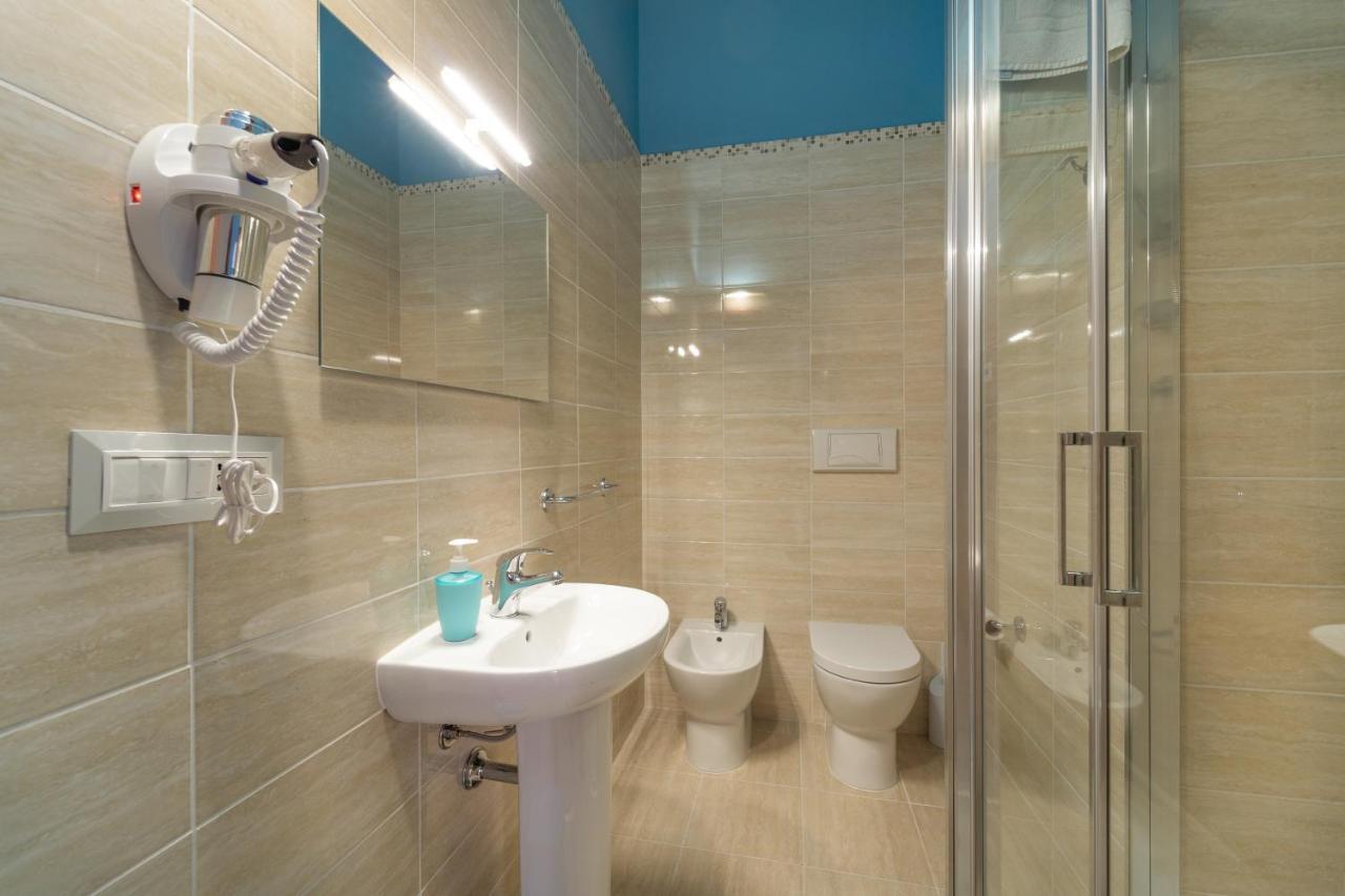 Boutique Rooms Carbonazzi 17 Cagliari Dış mekan fotoğraf